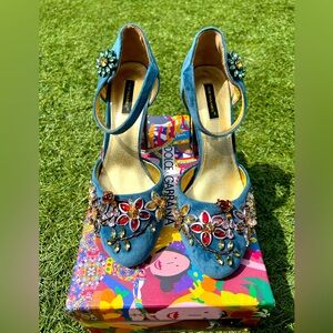 ✨D &G style Handmade Italian Suede Jeweled Heels